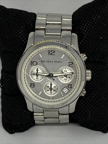 Michael Kors MK5076 Womens Stainless Steel Analog Silver