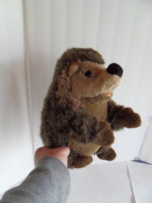 Steiff  hedgehog porcupine large  button flag stuffed animal Germany 2179