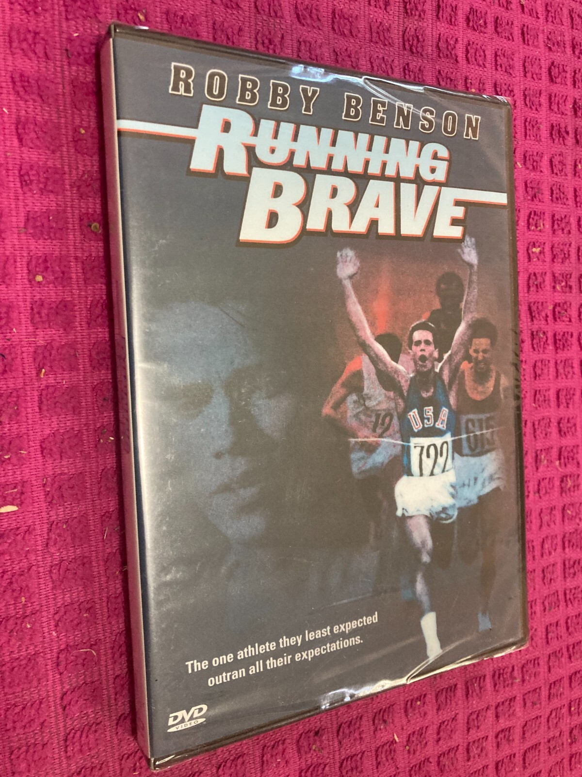 Running Brave DVD RARE BRAND NEW Billy Mills Sioux 1964
