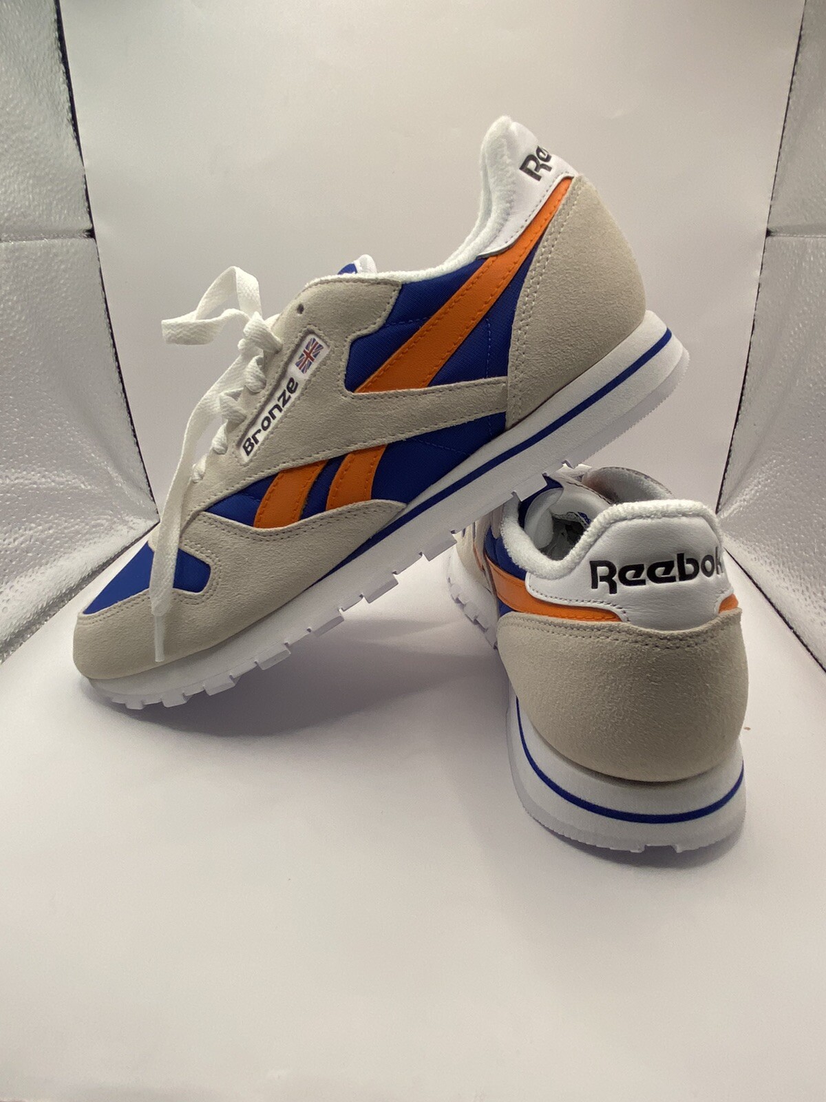 Reebok-Classics Men x Bronze 56K CL Leather Chalk GZ3878- Men s Size 9.5-  NEW!!: купить с доставкой из США, цена 9 602 руб - (165142015379)