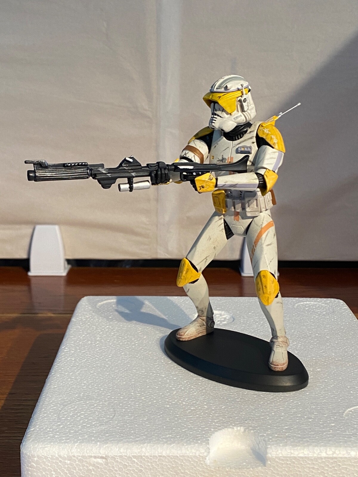 ATTAKUS STAR WARS コマンダーコディ 1/5スケール FEB111676 - SW COMMANDER CODY 1/5 STATUE RTF VER - Previews