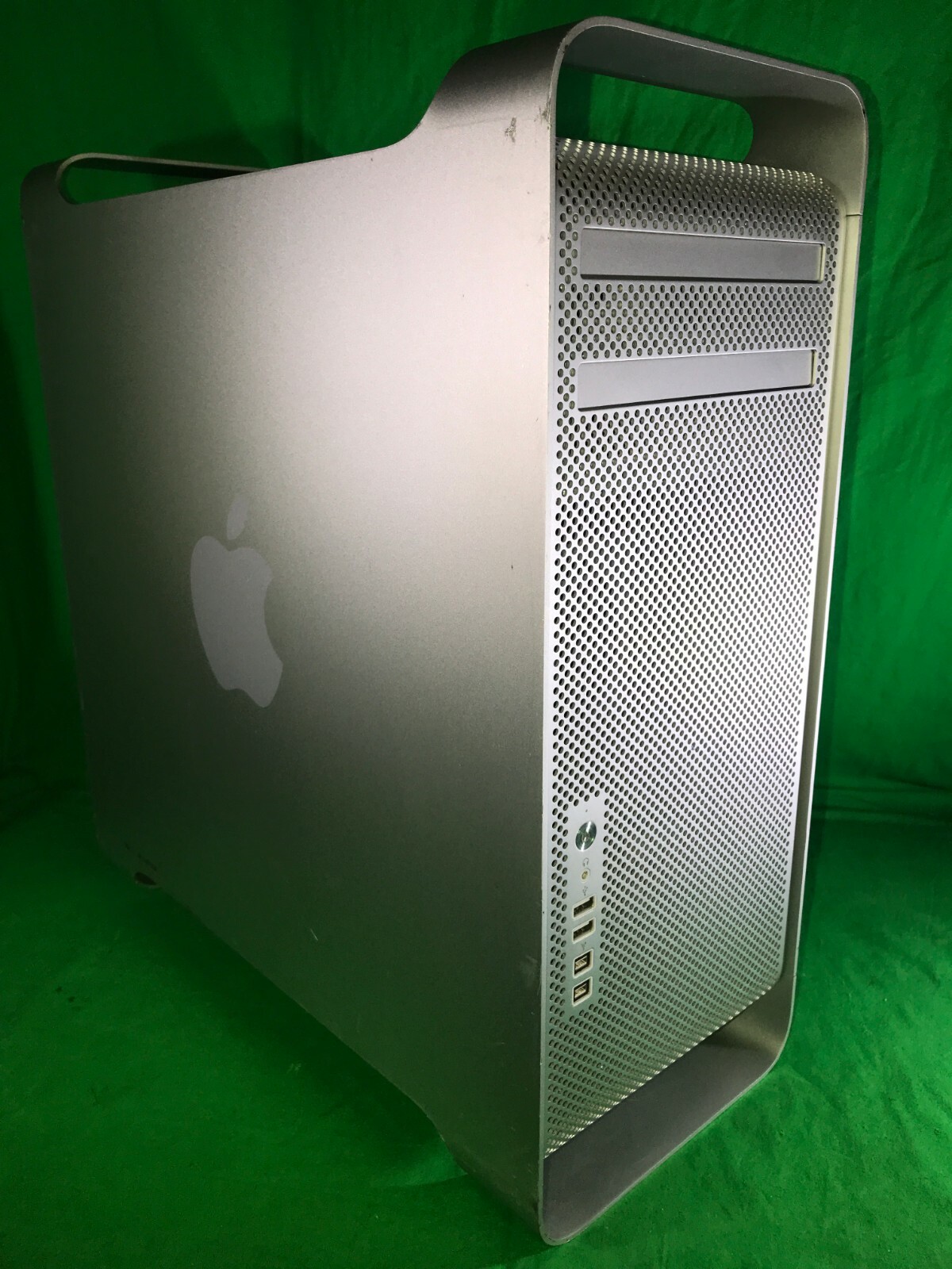 Apple Mac Pro Tower 4.1 8-Core 2.66GHz 32GB 512GB SSD Nvidia Quadro