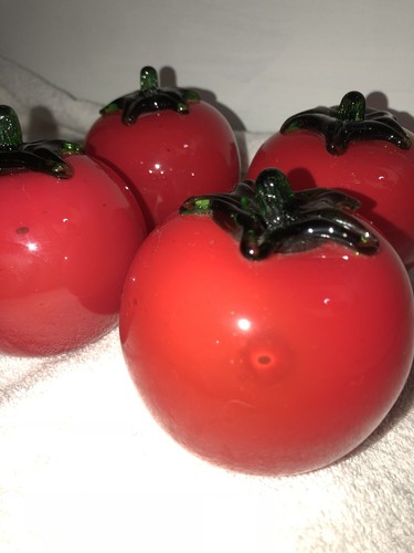 Lot of 4 Murano Style Hand blown Glass Vegetables Red Tomato Tomato’s