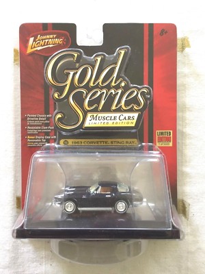 johnny lightning Limited Edition Gold Series Muscle Cars ''63 Corvette Sting Ray