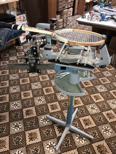 Ektelon Tennis Racquet Stinging Machine