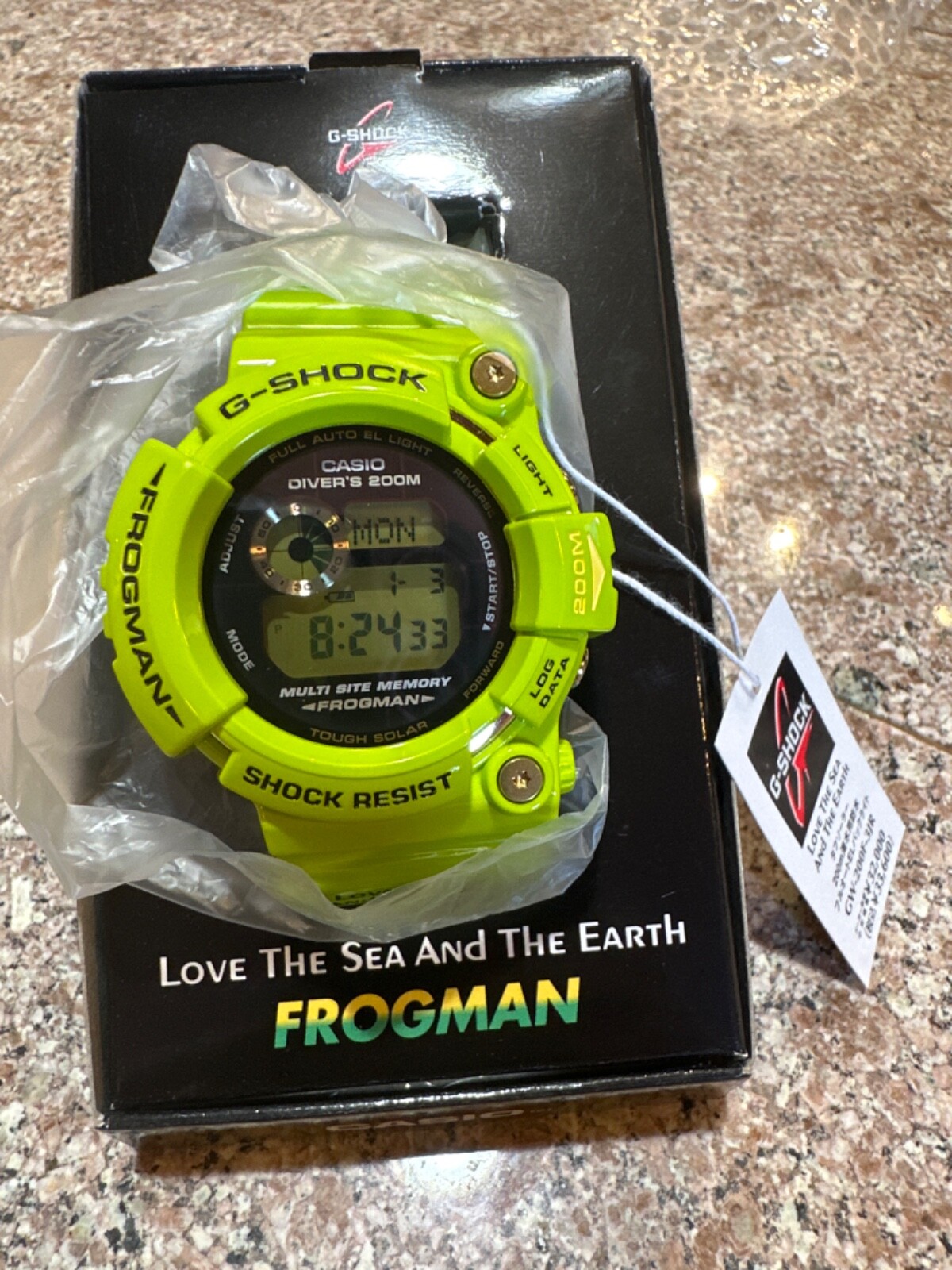 New Casio G-SHOCK FROGMAN Love The Sea And The Earth GW-200F New Casio G-SHOCK FROGMAN Love The Sea And The Earth GW-200F