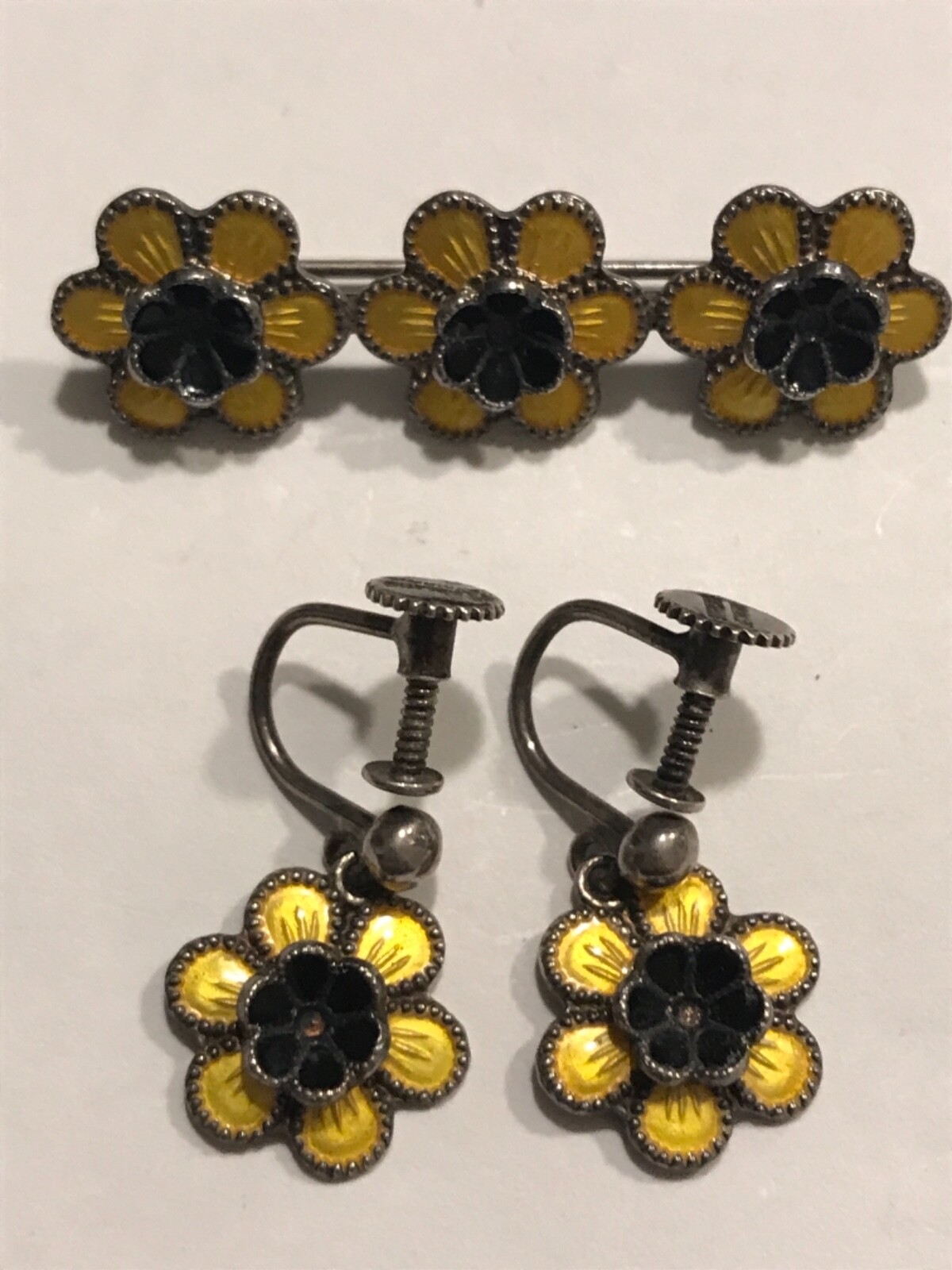 Vintage Enamelled Meka Denmark Sterling Silver Daisy Flower Brooch and Earrings