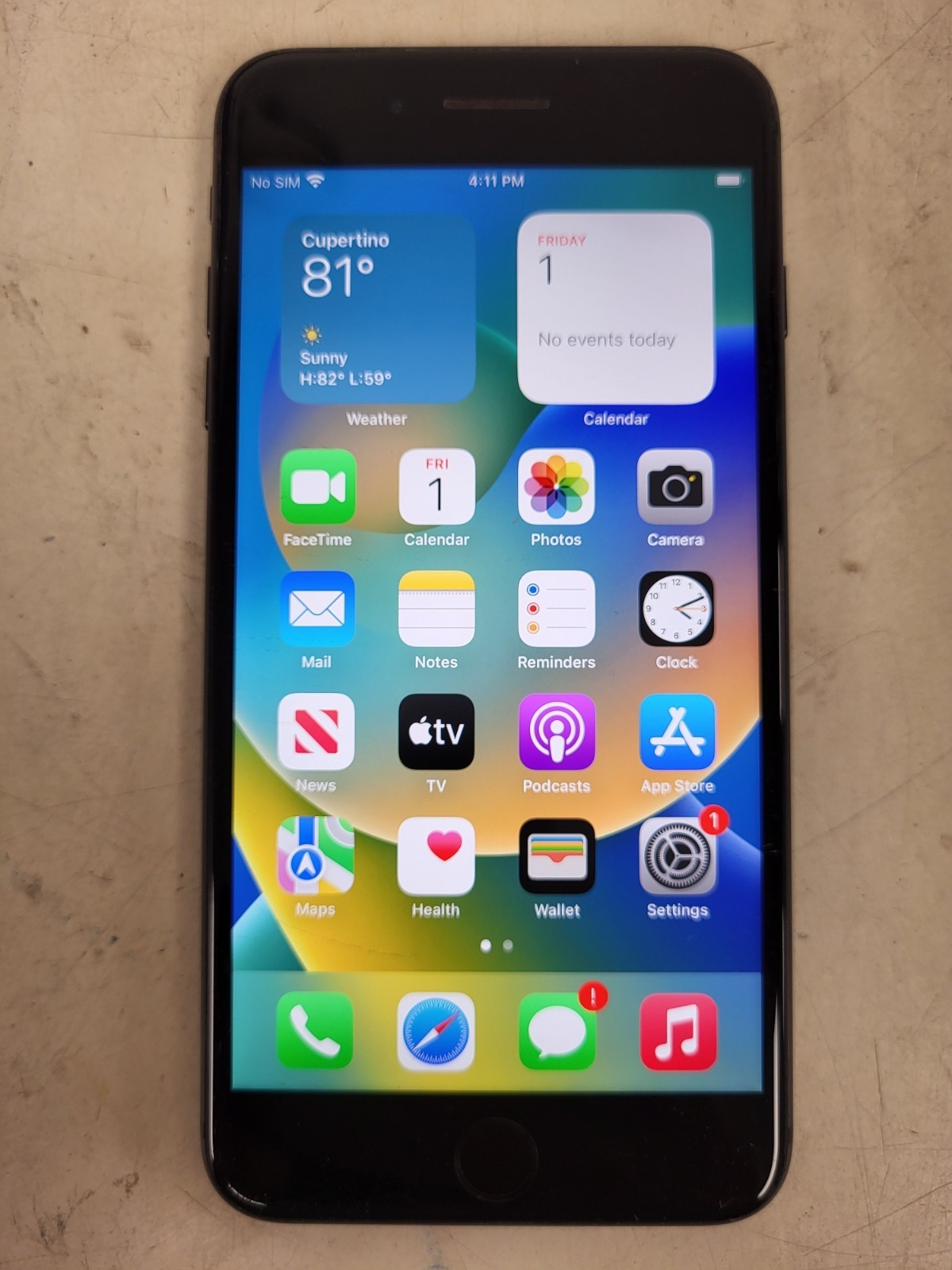 Apple iPhone 8 plus A1864 256gb grey fully unlock 3gb ram*READ