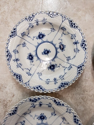 EXCELLENT SET 4 ROYAL COPENHAGEN BLUE FLUTED FULL LACE NO  1084 DINNER PLATE
