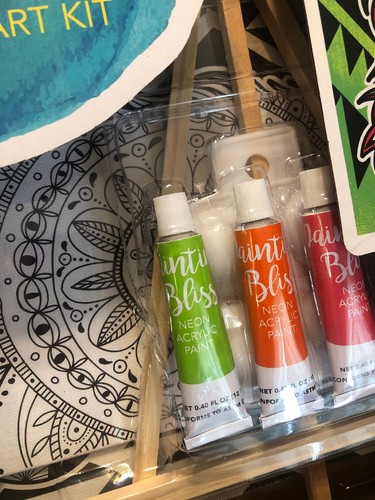 Painting bliss deluxe art kit with wooden tabletop easel Unicorn Neon Metallic