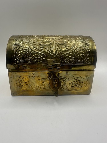 Retro IGT-PLATE Brass（retroism Vintage brass ornate chest | eBay