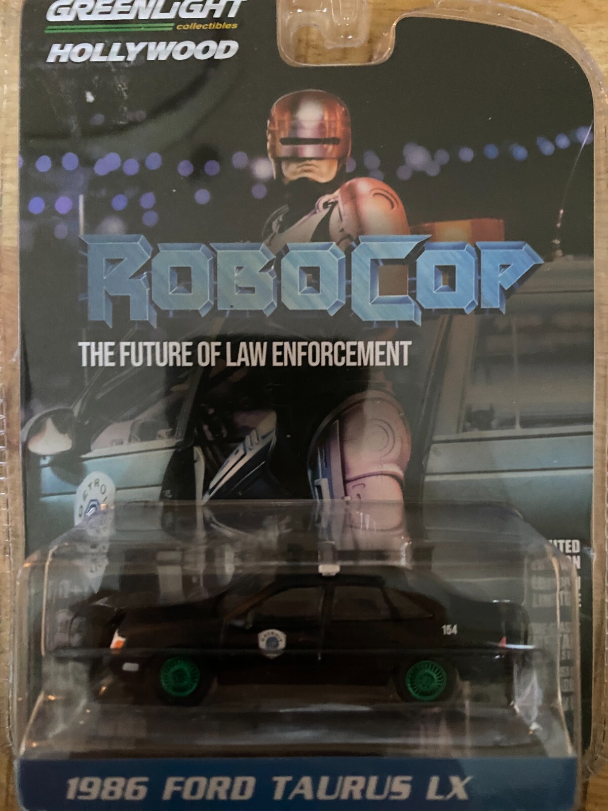 今季も再入荷今季も再入荷グリーンライト 1986 フォード トーラスLX