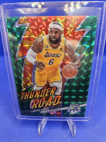 LeBRON JAMES - 2022-23 Panini Mosaic Thunder Road #1 GREEN