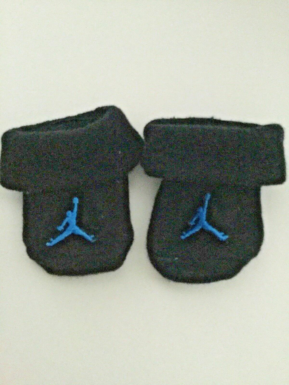 Lot Of 3 Nike Air Jordan 0-6 Mo. Infant Baby Hat Beanie & 1 Pair Of Socks