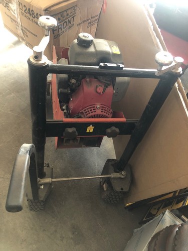 Tygar Concrete Curb Machine - Model TG1000P