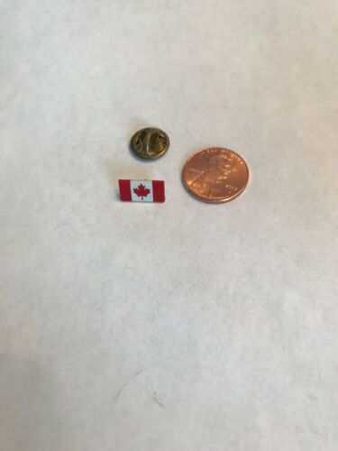 CANADIAN FLAG LAPEL PIN 0.5