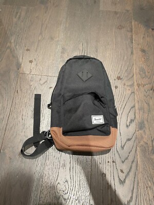 Herschel Heritage Shoulder Bag - Black/Tan