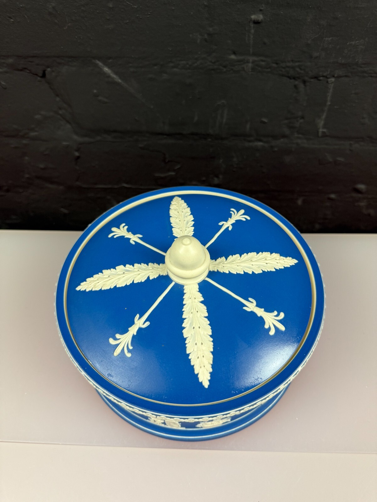 Dudson Hanley Blue and White Jasper Ware Dish and Lid 18.5 cm Wide x 7.5 cm High