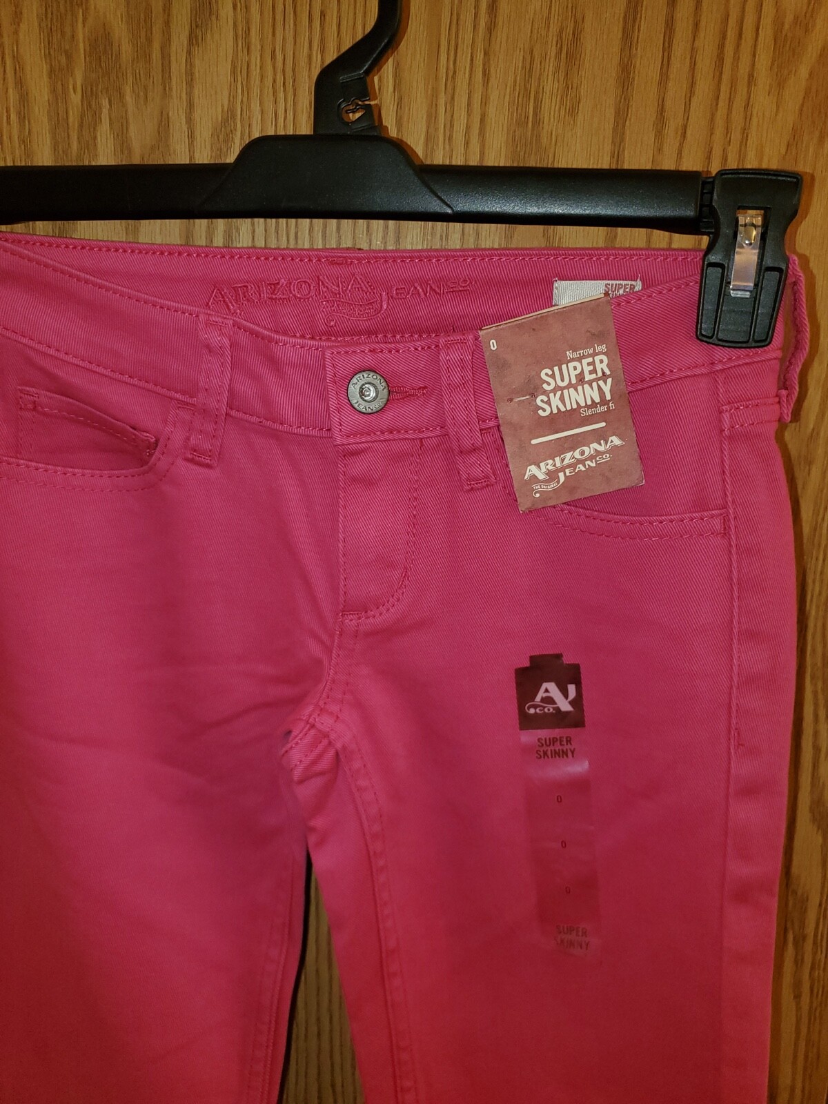 Super Skinny Jeans Pants Jeggings NWT 