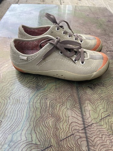 Simple Womens Size 9 Shoes Beige Tan Perforated Comfort Low Top Sneaker