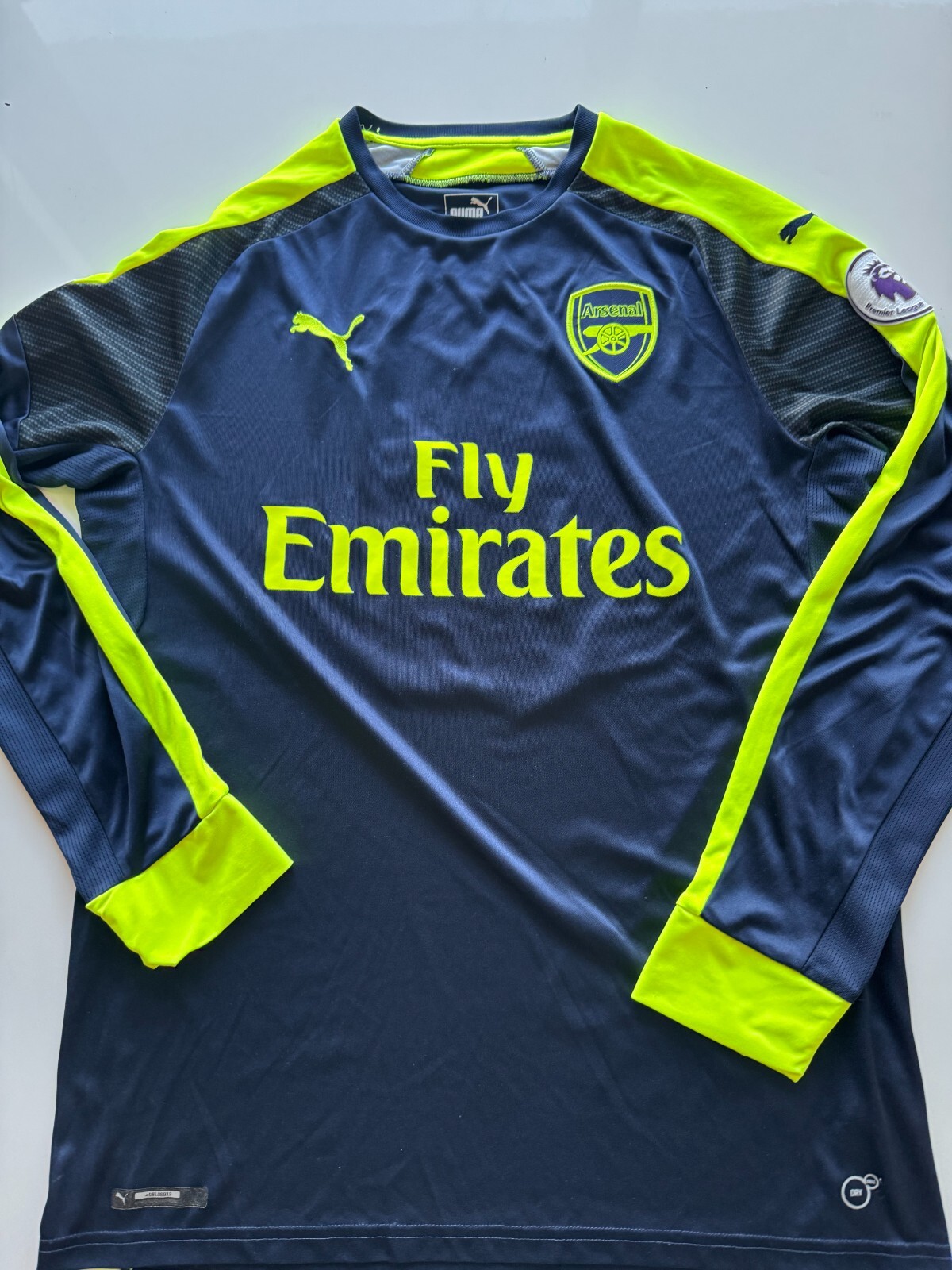 アーセナルÖzil 10番ユニフォーム/18-19/ プレミアパッチ付