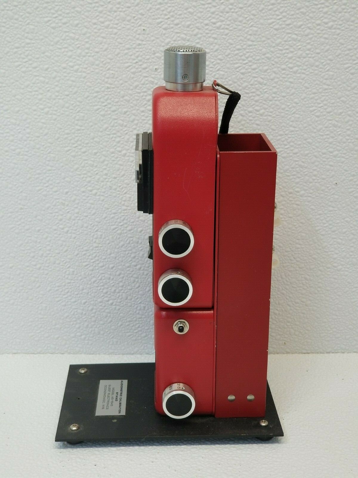 Quest Electronics 215 Sound Level Meter, OB-45 Octave Filter, & A5-1545 Stand