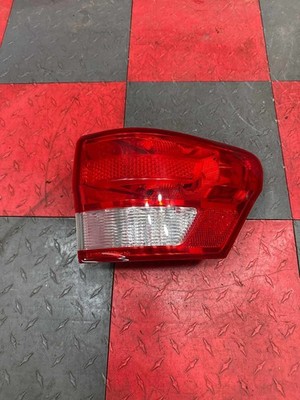 11-13 Jeep Grand Cherokee RH Pax Outer Taillight Lamp Assy #55079414AF 133K