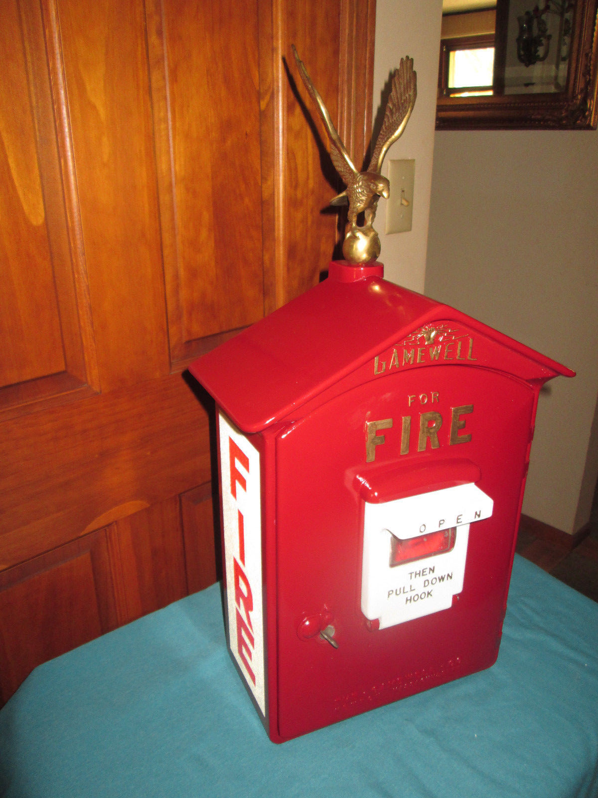 Vintage GAMEWELL  FIRE  ALARM BOX with Eagle on top / Key