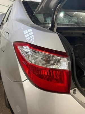 14 15 16 TOYOTA COROLLA Tail Light Assembly Driver Side Left