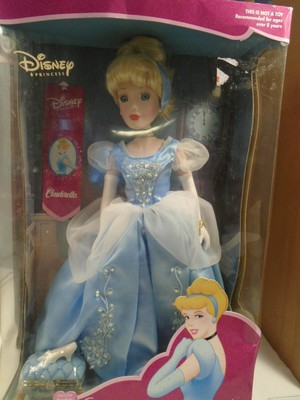 cinderella porcelain keepsake doll 2002