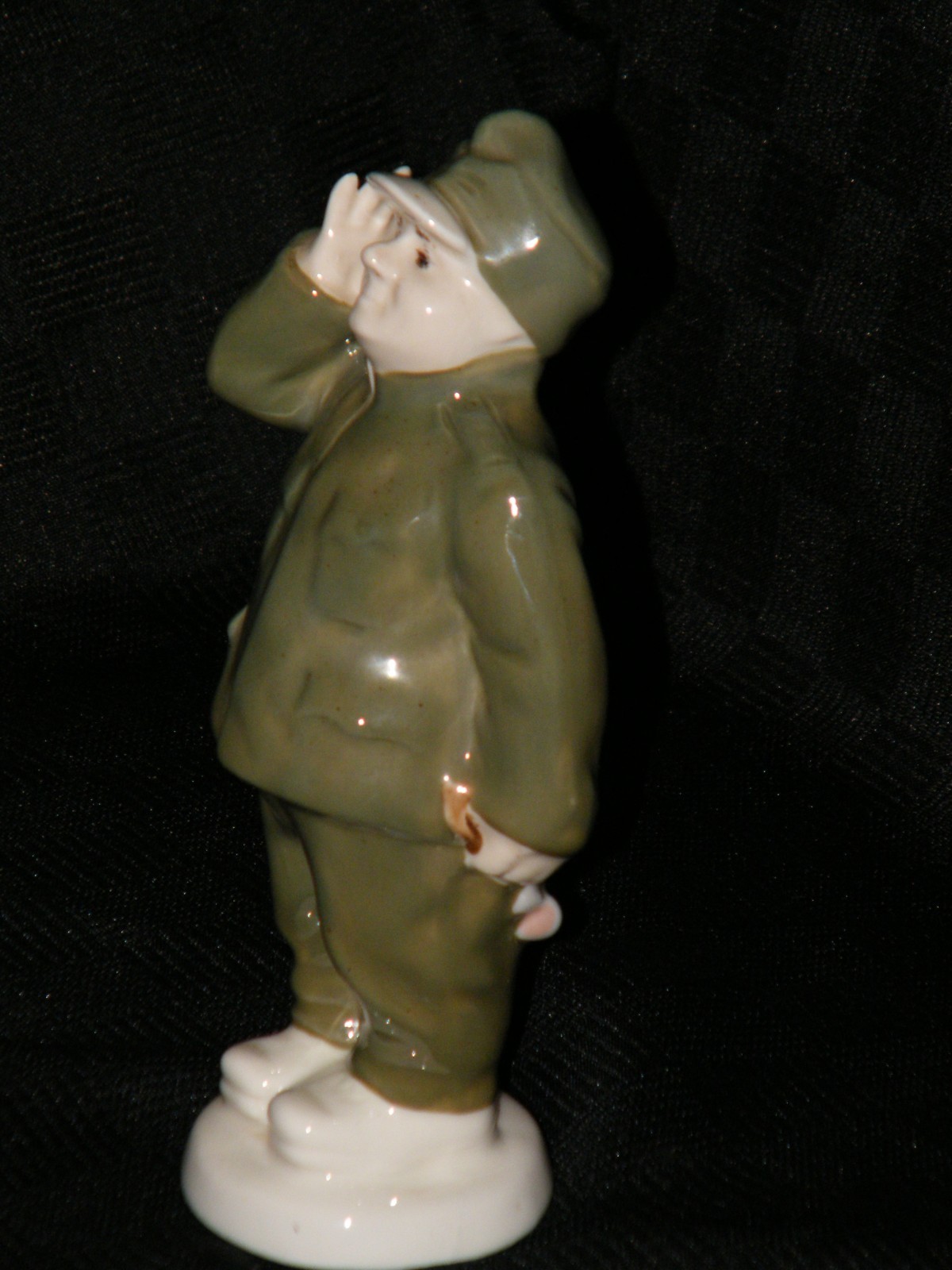 Perfect Soldier Porcelain Figure Figurine Statue Royal Dux Czech Czechoslovakia