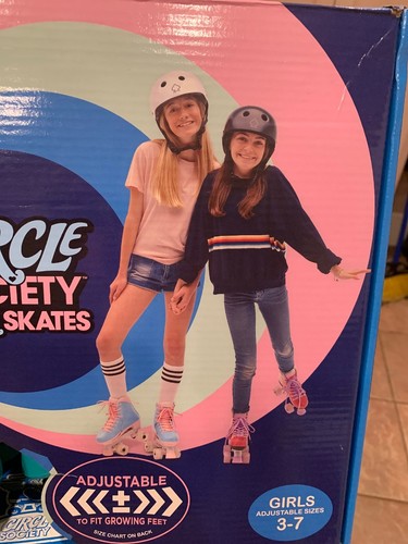 Circle Society Classic Adjustable Indoor and Outdoor Childrens Roller Skates 3-7