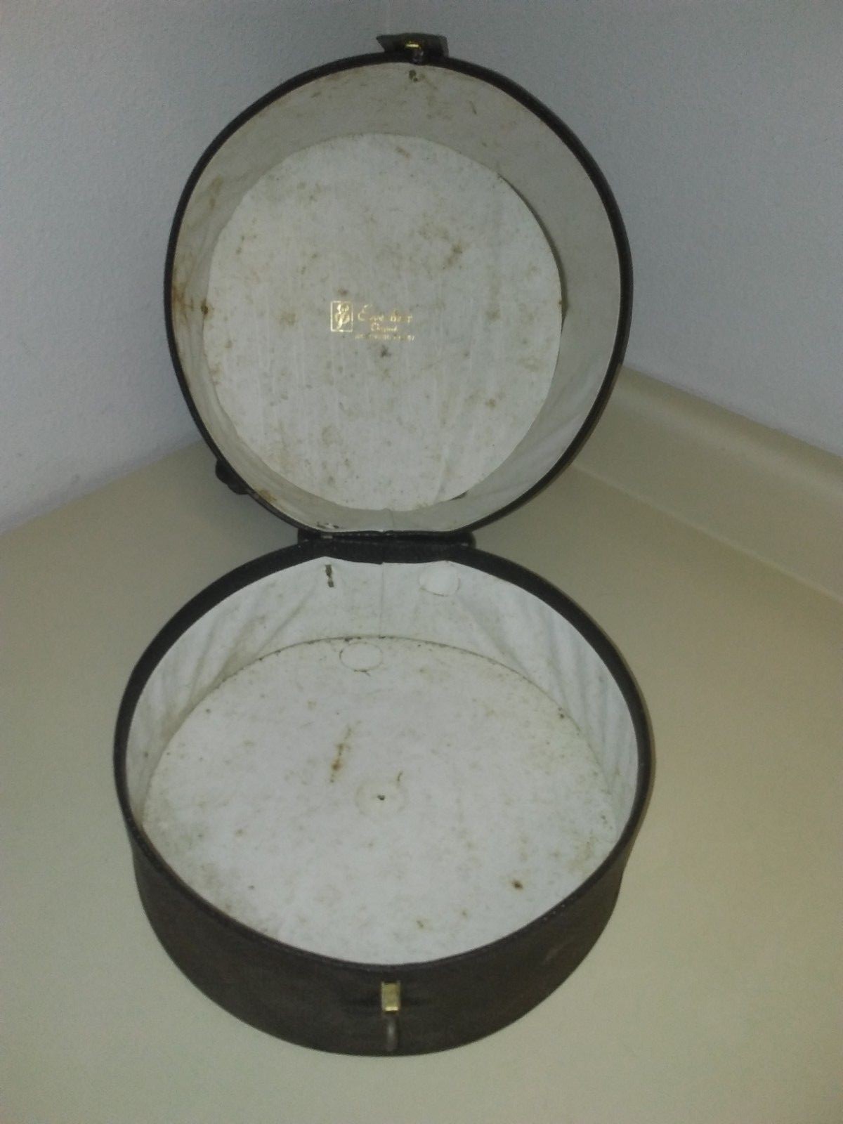 Vintage Everbest Lakewood FL Black Vinyl Wig Hat Box Storage Carrier Latch Hinge