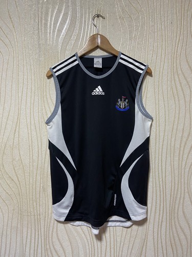 NewcastleUnited adidasDNA T-Shirt Ｍ　未使用品 Newcastle United adidas DNA T-Shirt