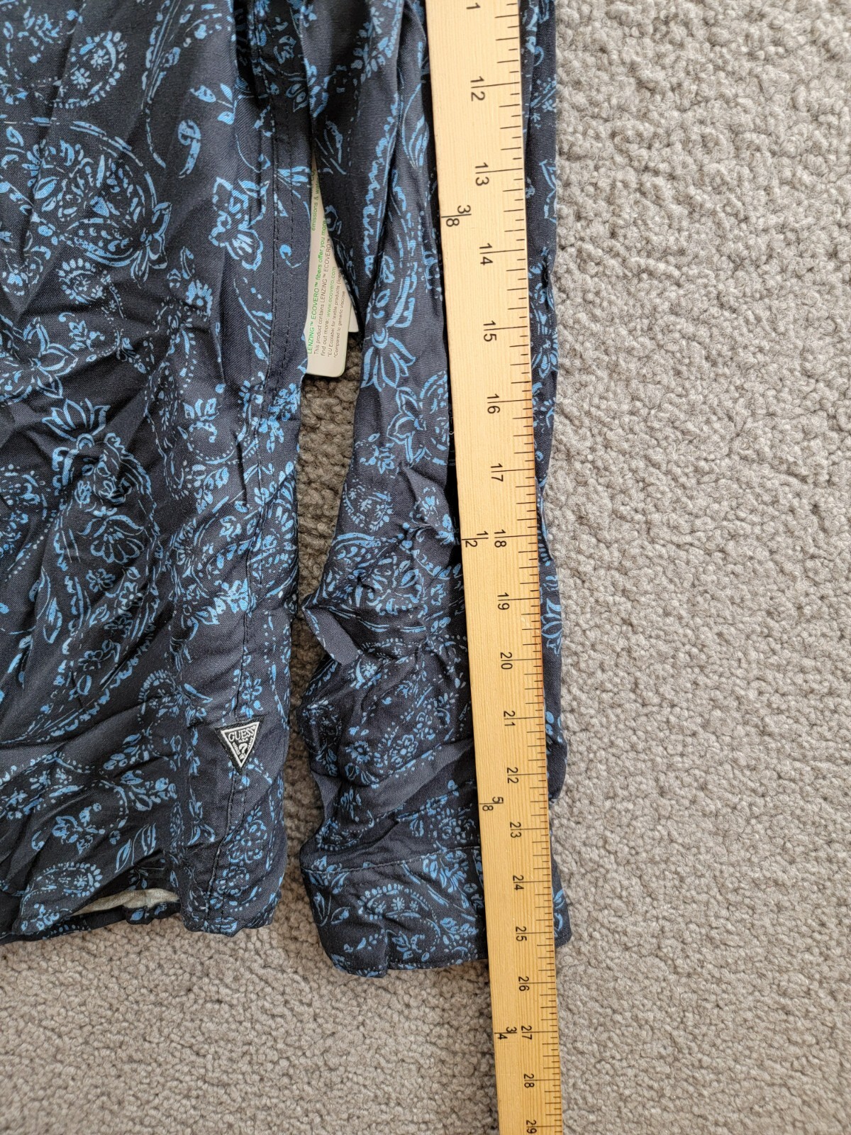 GUESS Paisley Print Long-Sleeve Shirt Men's S Black/Blue Button Front Closure - Picture 5 of 18