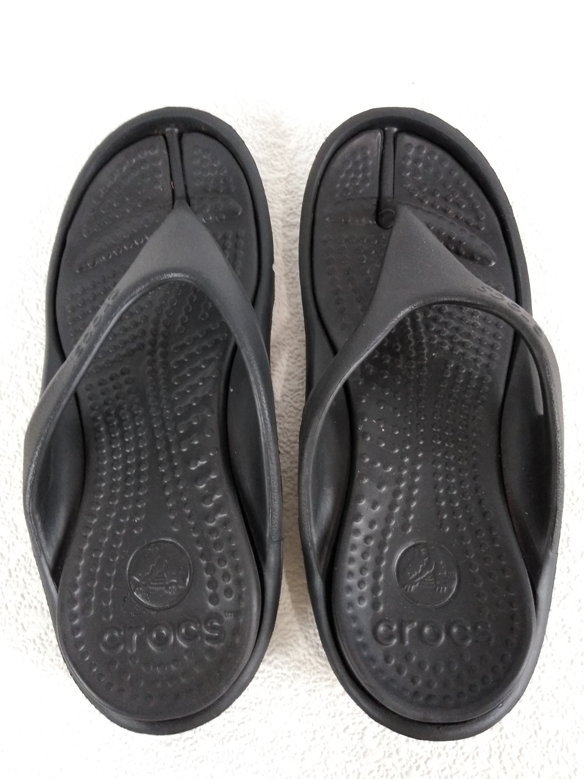 Crocs Womens Mens Black Flip Flops Size Men 7 Women 9