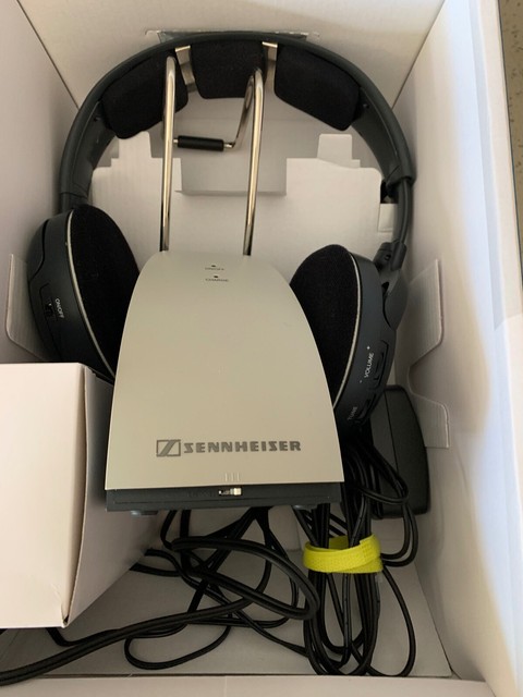 Sennheiser TV Headphones Wireless RS120 II | Headphones \u0026 Earphones |  Gumtree Australia Redland Area - Cleveland | 1296611521