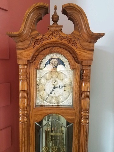 Sligh grandfather clock  beautiful condition