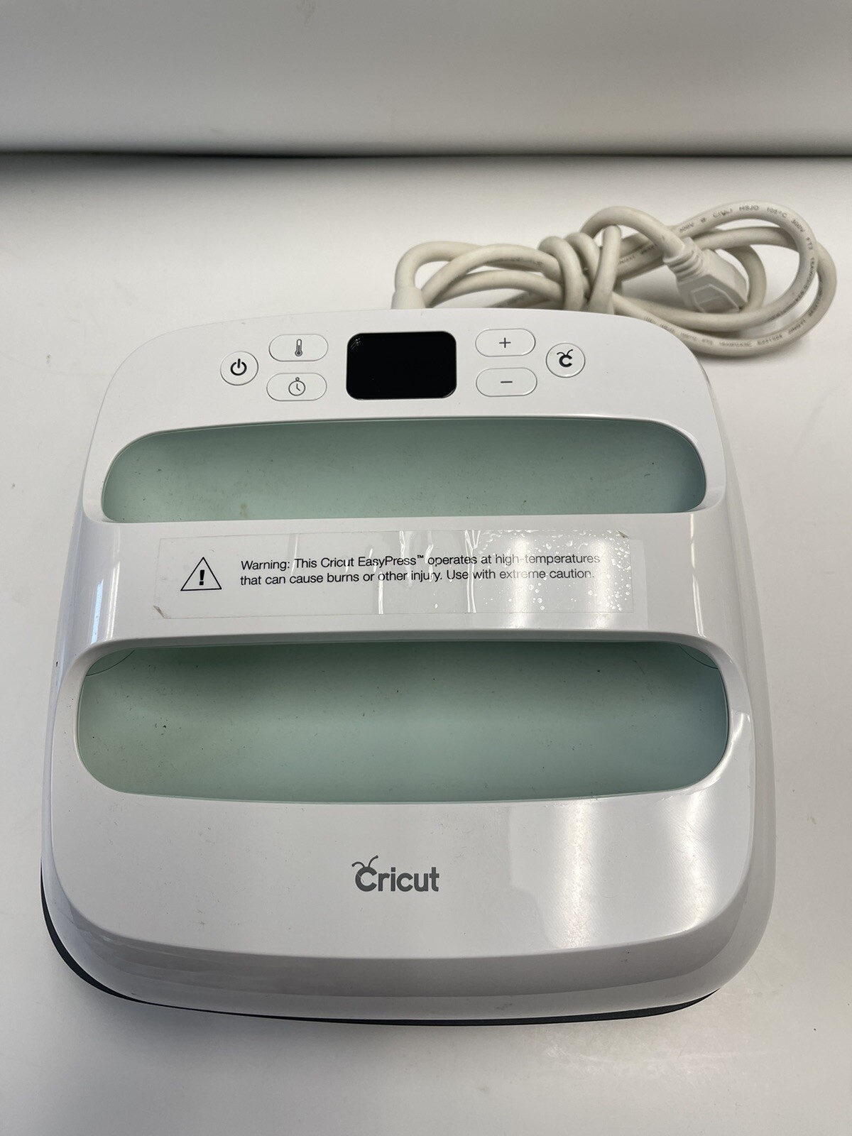 Cricut Easy Press 2 CHP180B2 (9