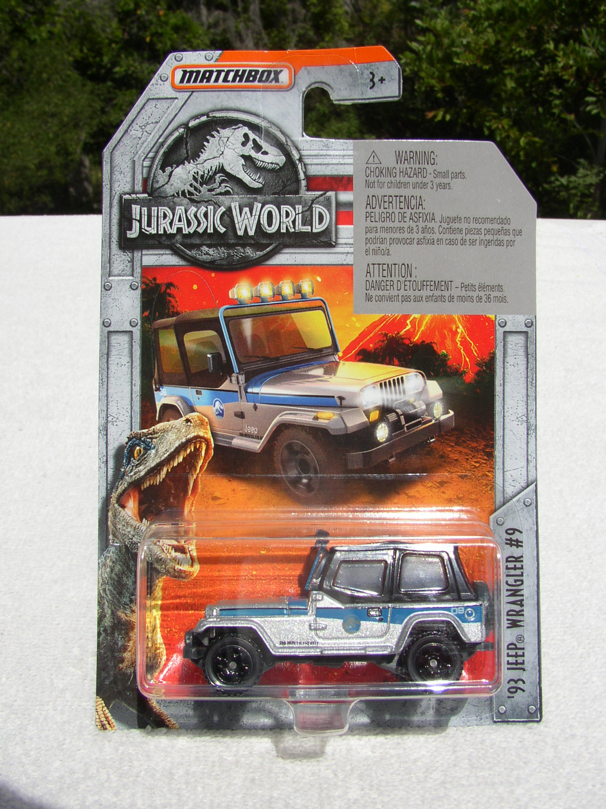 Matchbox Jurassic World 93 Jeep Wrangler #9