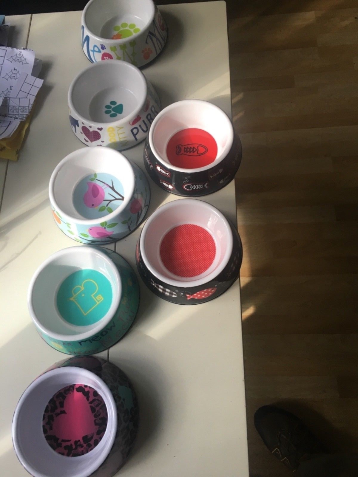 Whisker City Cat  6 Food and Water Bowl Cats  lot  12ounces