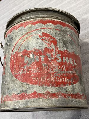 Vintage Mit-Shel Better Bilt 22-76 floating galvanized metal minnow bait bucket
