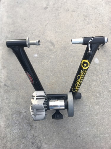 CycleOps FLUID2 Trainer | eBay