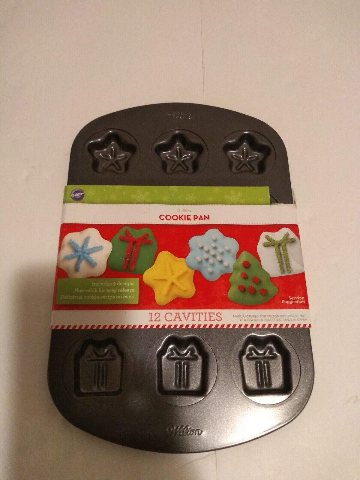 Wilton Holiday Cookie Pan Non Stick Easy Release 4 Designs