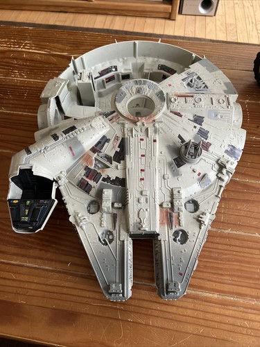 ま*坊様 ヴィンテージ1981年 スターウォーズミレニアムファルコンほぼ完全品＋ ヴィンテージ1981年 スターウォーズミレニアムファルコン箱付き