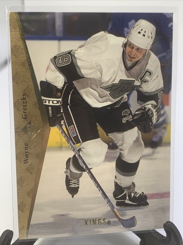 UPPER DECK NHLカード STATURE BLAKE LIZOTTE KINGS 05/33 #171 送料無料 中古 IT1 2021-22 UPPER DECK NHL STAR ROOKIES BOX SET HOCKEY SEALED 25