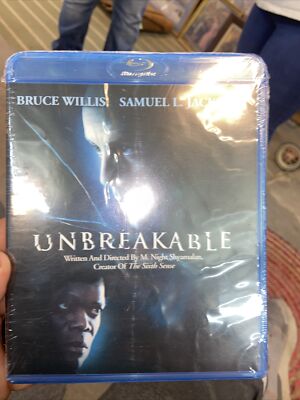 Unbreakable (Blu-ray, 2008 ) Brand New SEALED