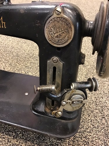 Zenith Singers Clone Vintage Sewing Machine