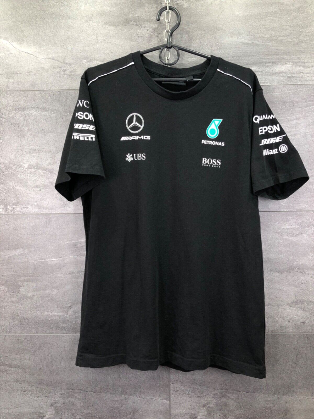 Mens Mersedes AMG Petronas F1 Hugo Boss Racing T-Shirt size Mens Mersedes AMG Petronas F1 Hugo Boss Racing T-Shirt size