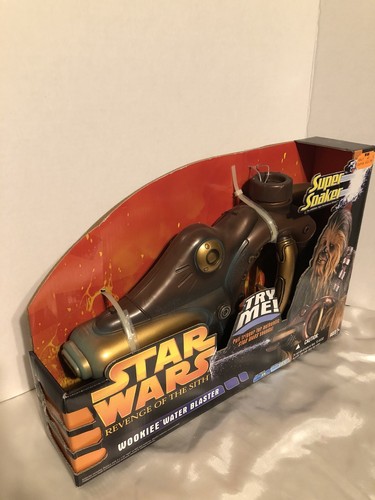 Brand New Hasbro Super Soaker Star Wars Wookie Blaster